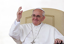 Papa diz que missão da Igreja ultrapassa dimensão humanitária