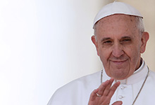 Papa Francisco quer cristãos livres de clericalismos cómodos