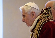 Gesto histórico marcou pontificado de Bento XVI