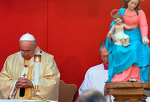 Papa Francisco critica o homem que se «crê» Deus e destrói o mundo