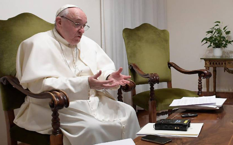 Papa alerta contra messianismos políticos em tempos de crise